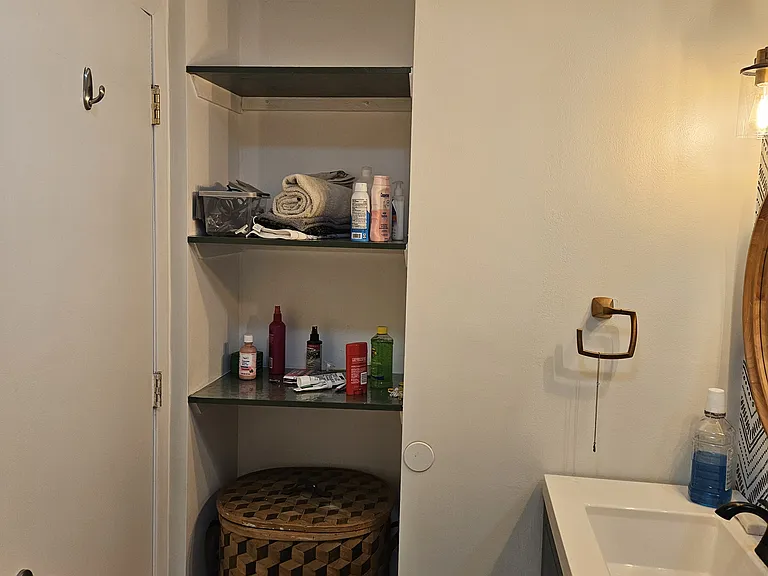 2042 Byron Dr — Photo 11