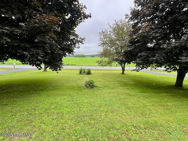 5th image of 19 Cartier Lane