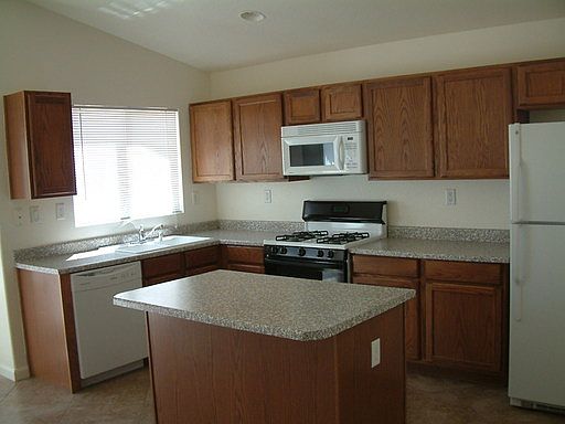3rd image of 11084 Cusumano Ct