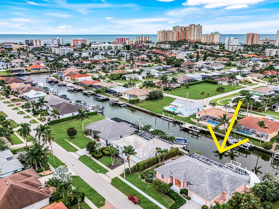 1st image of 742 Orchid Ct