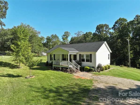 9 Sun Ridge Road, Asheville, NC 28806