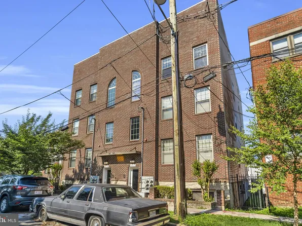 1617 21st Pl SE APT 104, Washington, DC 20020
