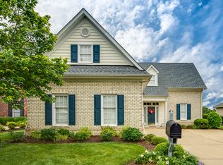 12324 Villas Dr, Chester, VA 23836