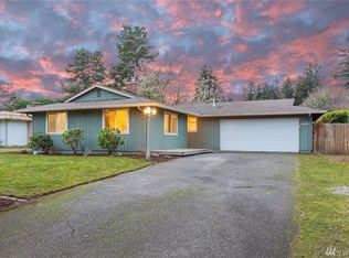 1210 Pierce St, Steilacoom, WA 98388