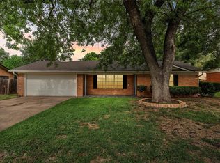 2131 Mountainview Dr, Waco, TX 76710
