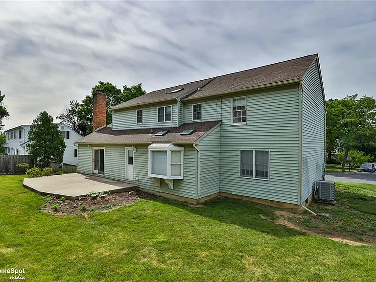 4059 Wedgewood Rd — Photo 72
