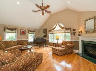 51 Williamine Dr, Newton, NH 03858