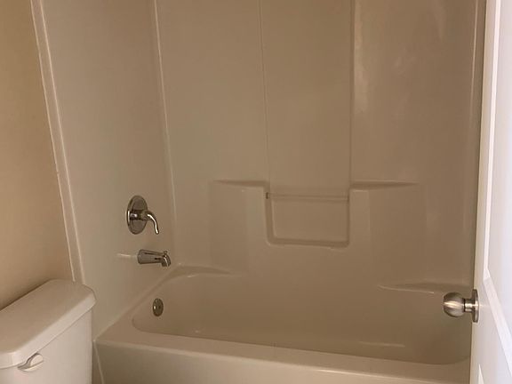 4th image of 19610 Wapato Ln NE Unit 106