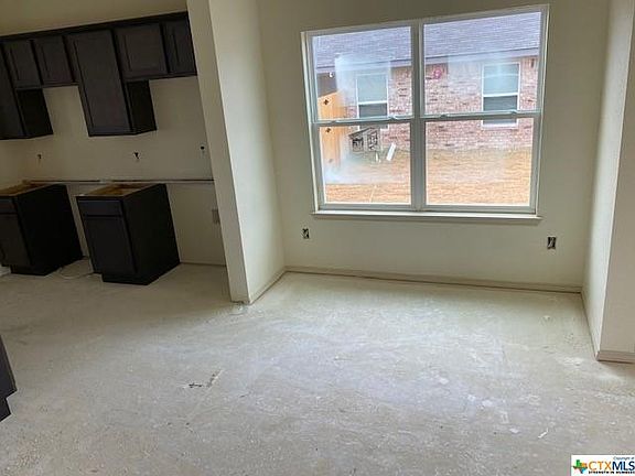 5th image of 908 Hickory Dr