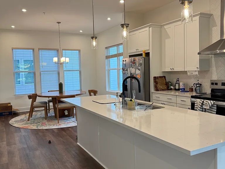 518 Motivation Cir NW — Photo 15