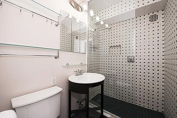 Rented by (Legacy) Elegran | media 21