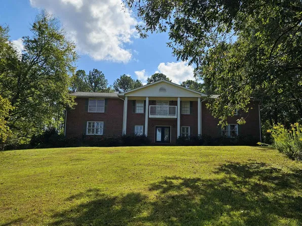 181 Skyridge Dr, Anniston, AL 36207