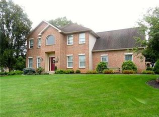 1720 Deer Path Rd, Easton, PA 18040
