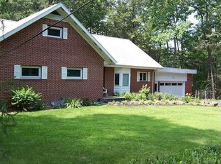 64 Hillis Ter, Poughkeepsie, NY 12603