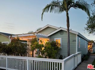 215 Portland Ave, Huntington Beach, CA 92648