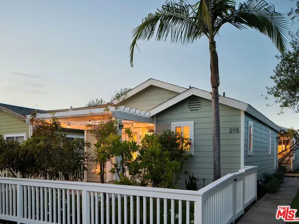 215 Portland Ave, Huntington Beach, CA 92648