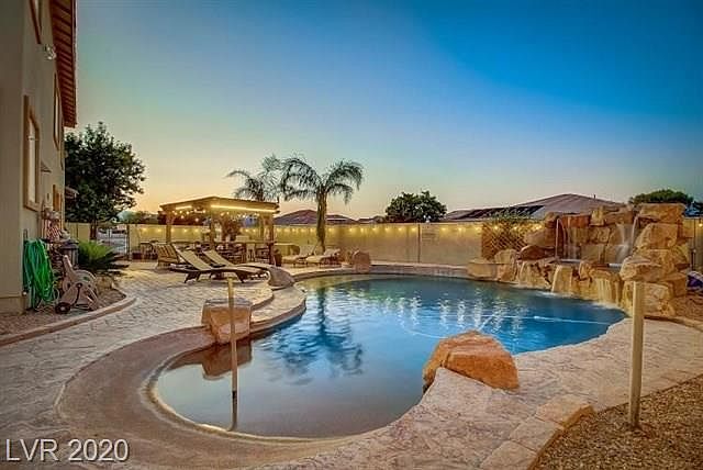 1st image of 8114 Villa De La Playa St