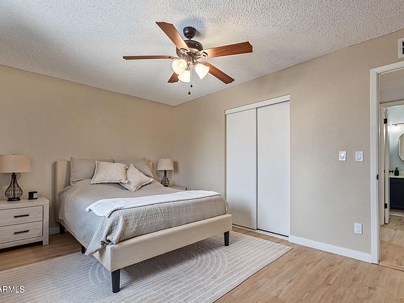 4th image of 730 E JOAN D ARC Avenue