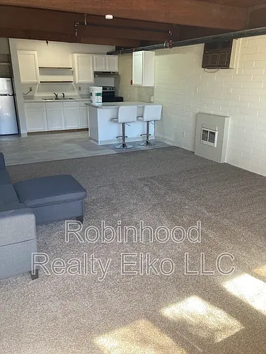 340 6th St Photo 1