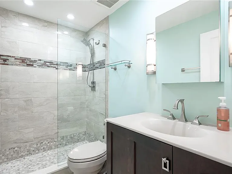 4001 Gulf Shore Blvd N #Penthouse 8 — Photo 23