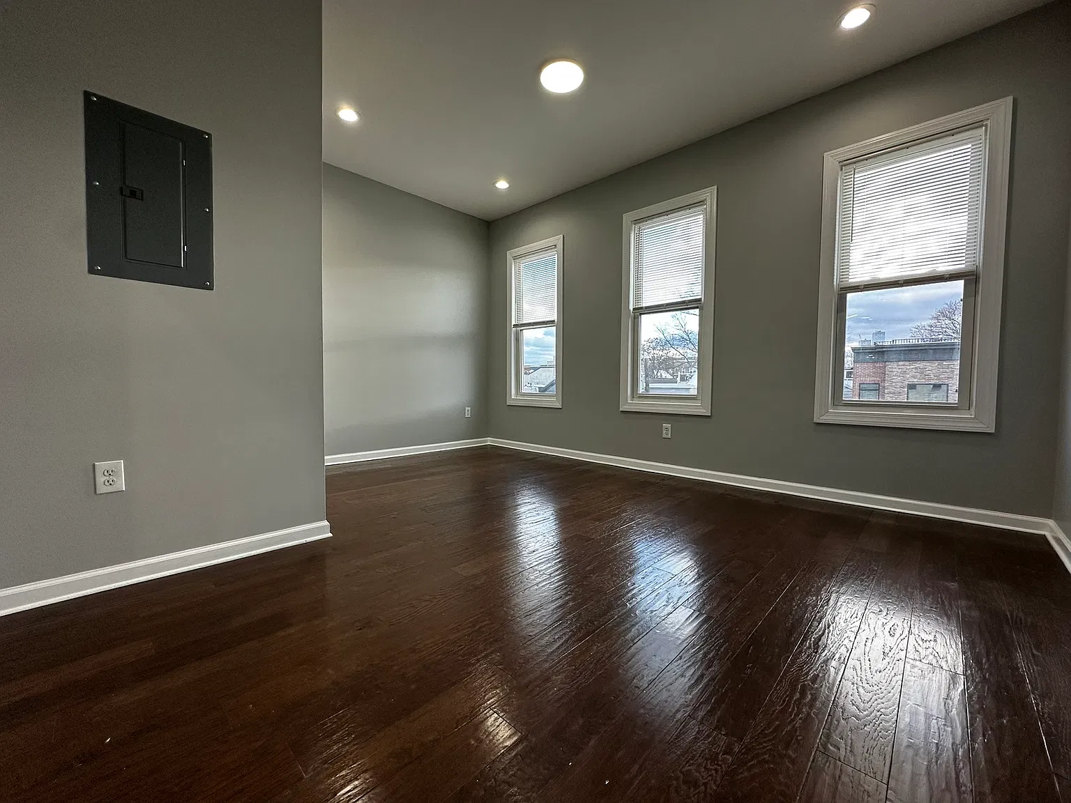 1 bed, 750 sqft, $2,500 — Photo 4