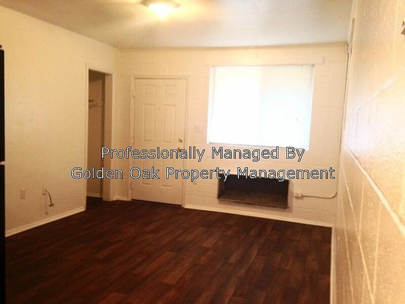 1st image of 825 15 1/2 St APT 1