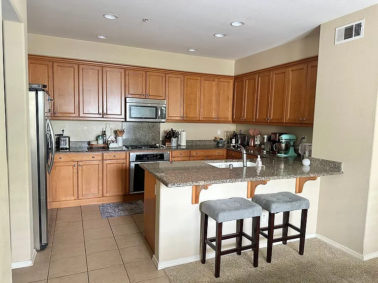 3591 Sacramento Dr #20 — Photo 5