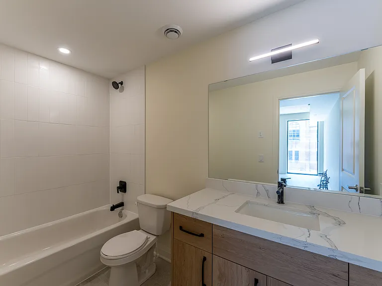 11 Robert St — Photo 8