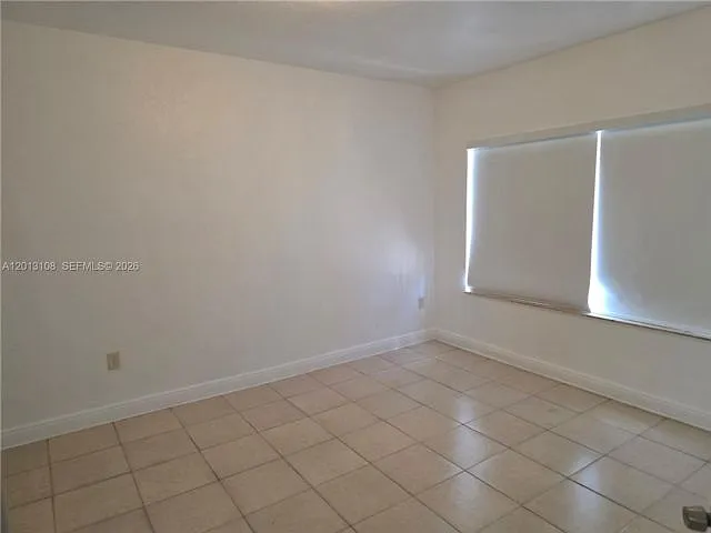 1351 NW 9th Ct — Photo 8