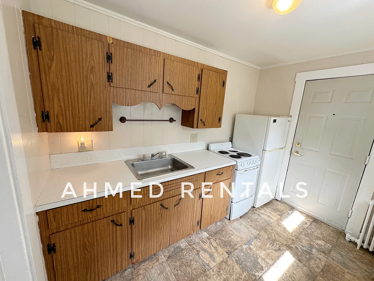 1 bed, 600 sqft, $1,750 — Photo 2