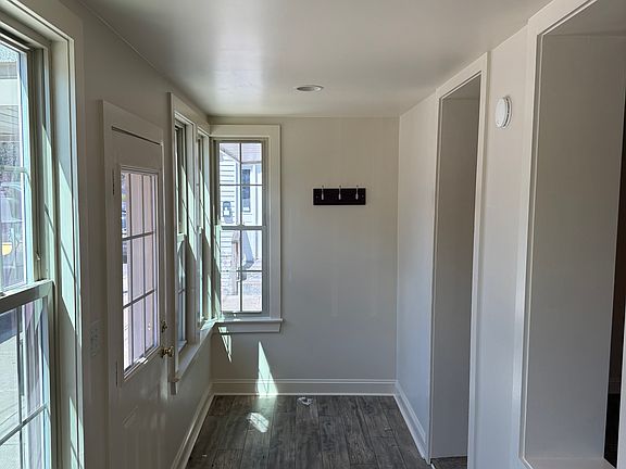 2nd image of 107 N 6th St APT C