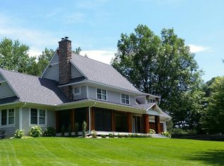 16307 Ice Circle Dr, Wayzata, MN 55391