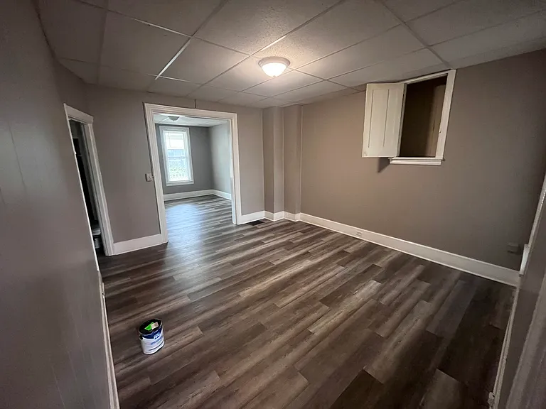 17 Poplar St — Photo 4