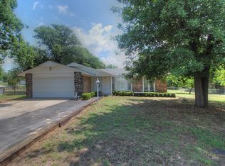 11043 W Country Rd, Sapulpa, OK 74066