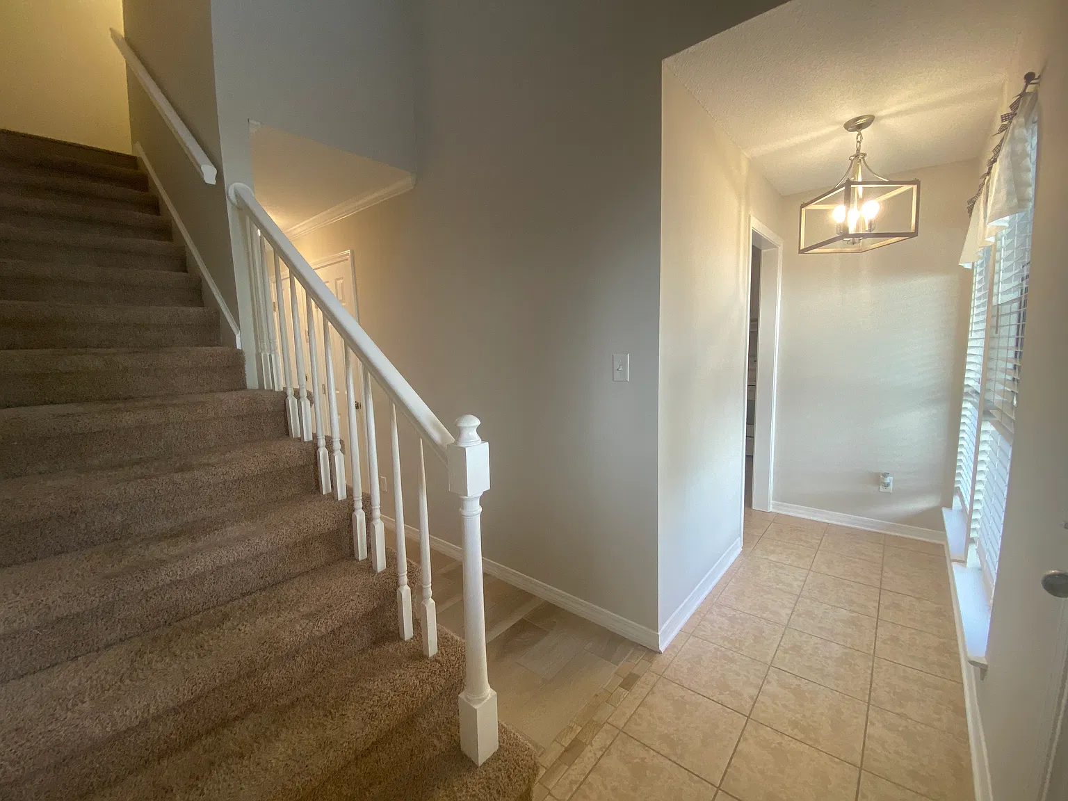 Available Mid November! 2 Bed/1.5 Bath Townhome In Daphne! — Photo 2