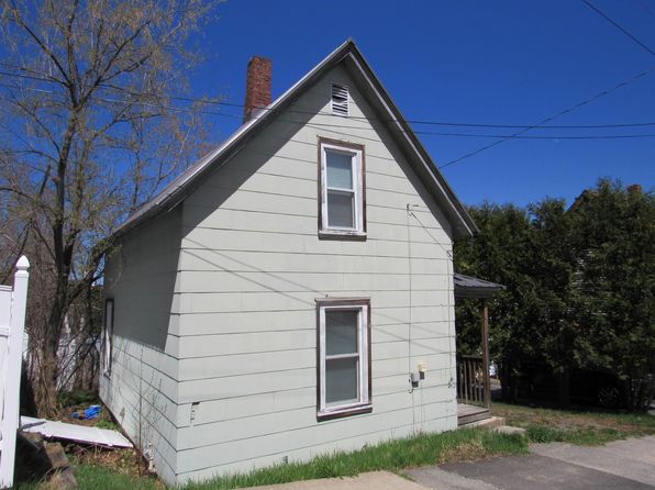 46 Iceland Street, Berlin, NH 03570