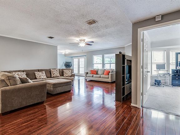 5th image of 2205 Bantry Ln