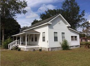 105 15th St, Apalachicola, FL 32320