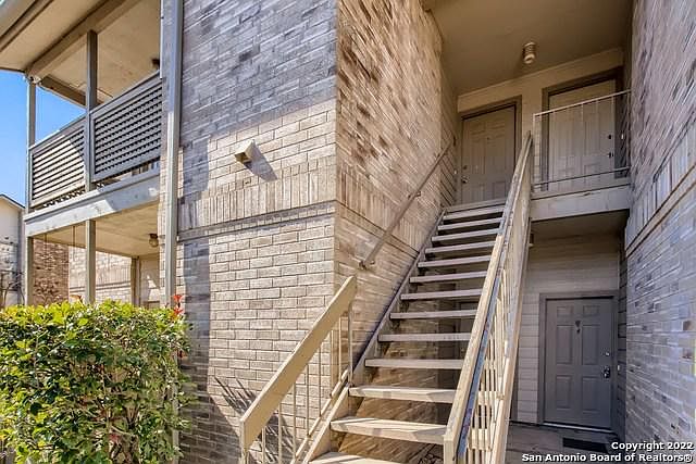 1st image of 12446 Starcrest Dr APT 302