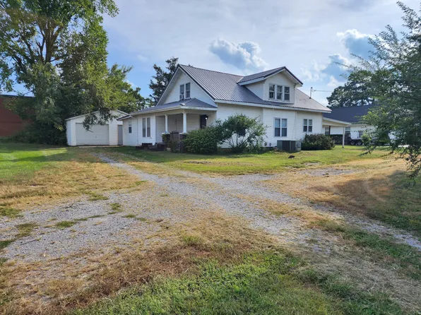 106 Holmes Dr, Paducah, KY 42003