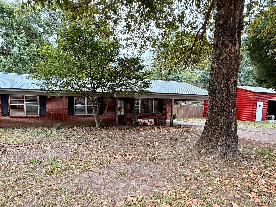 1st image of 403 Norma St