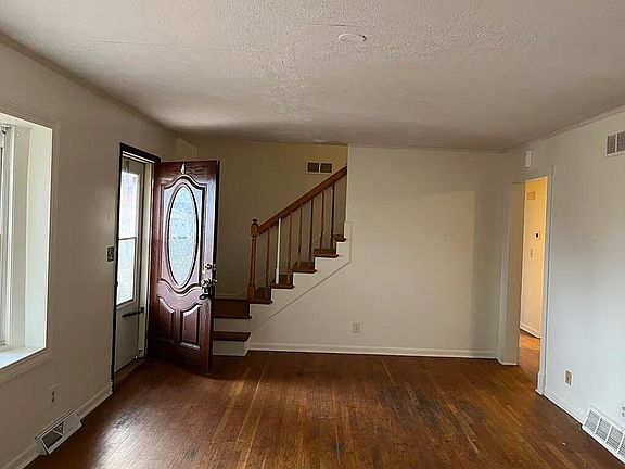 3rd image of 1502 Tampa Ct