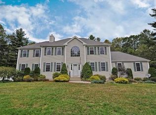 141 Elmshade Dr, Uxbridge, MA 01569