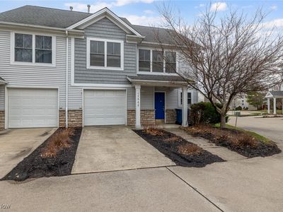 17568 Wildwood Ln, Cleveland, OH, 44119