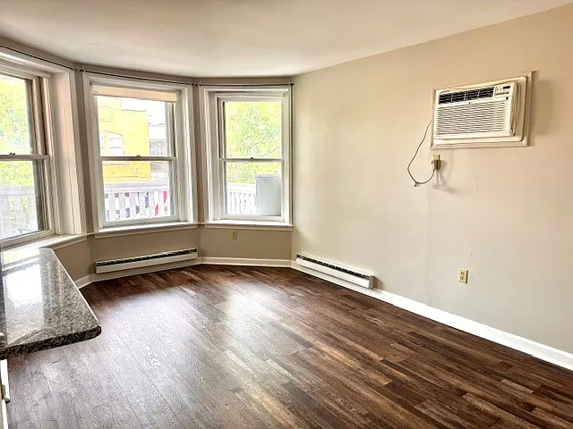 4 S Broad St #1 — Photo 7