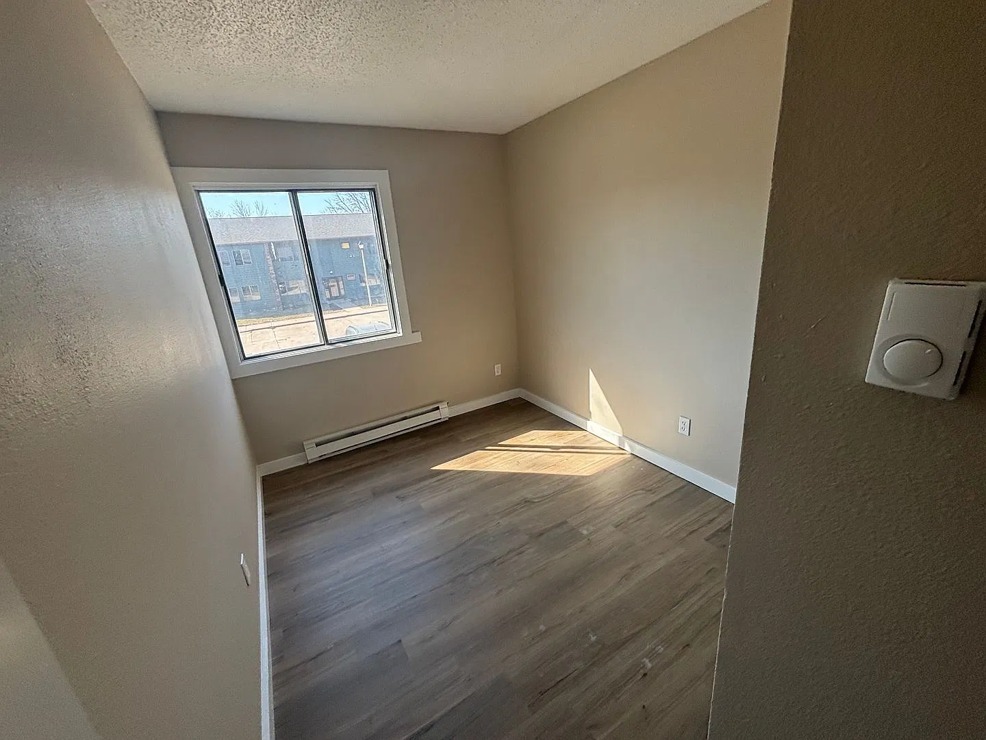 Two bedroom one bath apartment — Photo 2