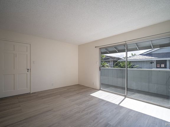 2nd image of 94-1040 Paha Pl APT Q8