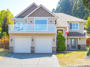 484 Hillcrest Ave, Ladysmith, BC V9G 1W2