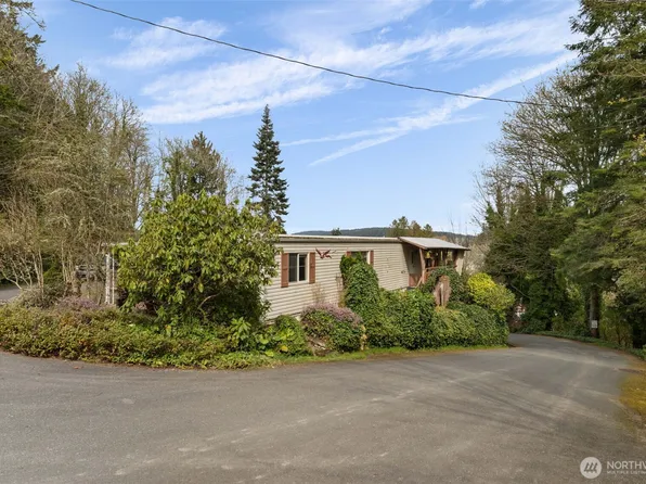 4449 Beach Drive E #22, Port Orchard, WA 98366