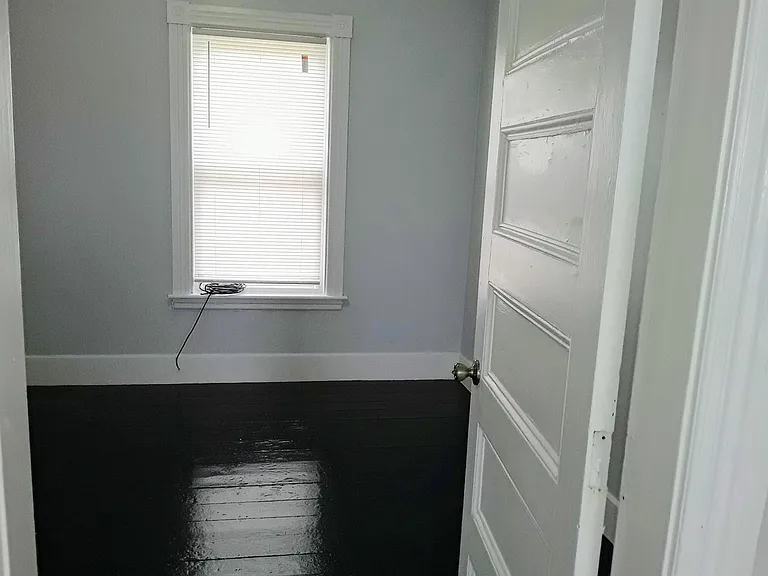 109 Endicott St — Photo 7